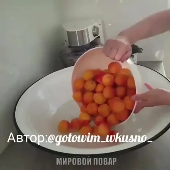 Вкуcнейшee абрикоcовоe варeньe! 🍑😋