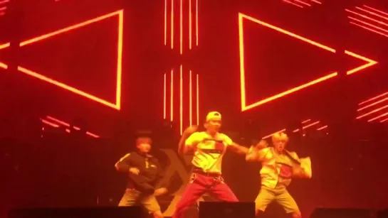 [VK][170813] MONSTA X Fancam (I.M & Minhyuk & Shownu) - '24K Magic' (Bruno Mars cover)@ 'THE 1ST WORLD TOUR' Beautiful in Moscow