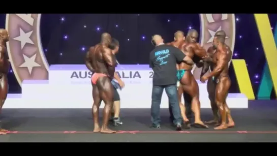 Arnold Classic Australia 2017 - Dallas McCarver Collapse _ Даллас МакКарвер чуть