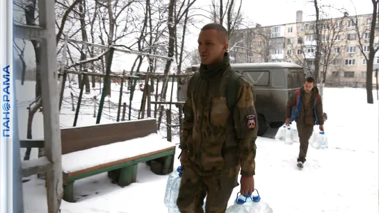 ⚡️ Под снарядами и в непогоду волонтёры "Народной Дружины" доставляют гуманитарную помощь нуждающимся дончанам!