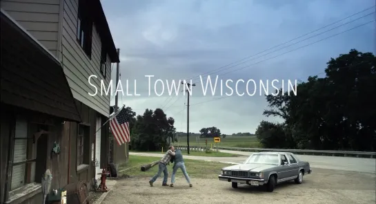 Городок в Висконсине / Small Town Wisconsin (2020)