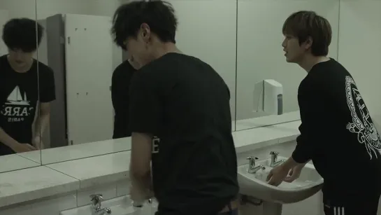 [OTHER][140924] B1A4 @ 'Road Trip - Ready?' Behind Clip #13 BATHROOM