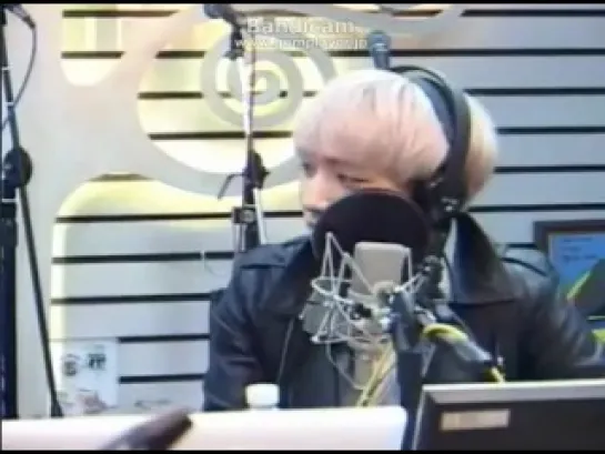 [121119] Simsimtapa Radio (with Baro as the DJ and DJ Shindong) part 8