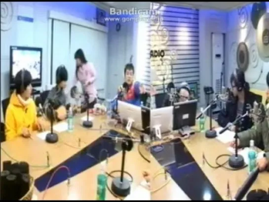 [121119] Simsimtapa Radio (with Baro as the DJ and DJ Shindong) part 3