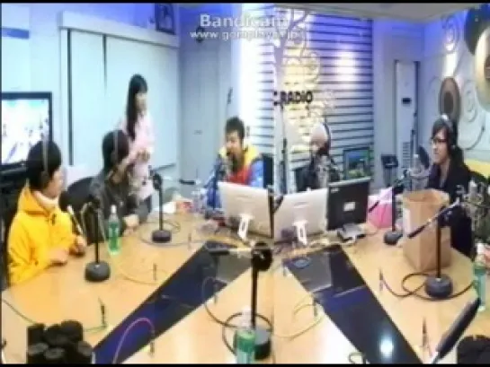 [121119] Simsimtapa Radio (with Baro as the DJ and DJ Shindong) part1