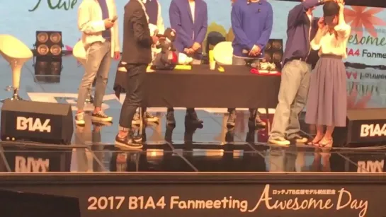 [FANCAM] [170902] B1A4 @ LOTTE JTB 2017 B1A4 Fanmeeting 'Awesome Day'