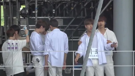 [FANCAM] [170812] B1A4 @ DMZ Peace Concert Rehearsal