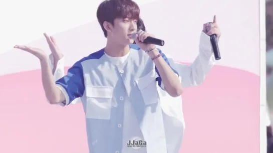 [FANCAM] [170429] B1A4 - What's Happening? (Gongchan Focus) @ 2017 'Let's Walk Together!' Incheon Festival