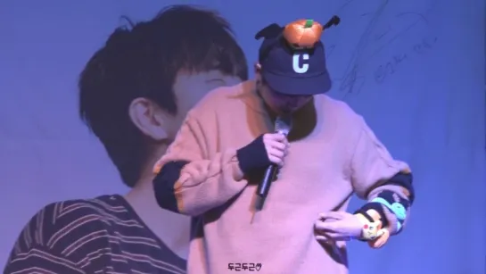 [FANCAM] [161023] Sandeul @ Busan Fansign