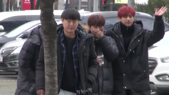 [FANCAM] [170105] B1A4 @ On the way to SBS "Love FM: Nam Hee Suk's Cider"