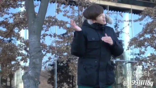 [FANCAM][161210] Sandeul @ MBC "Music Core" Mini-Fanmeeting