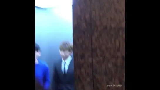 [FANCAM][160306] Sandeul @ On the way to JBTC "Abnormal Summit" Recording