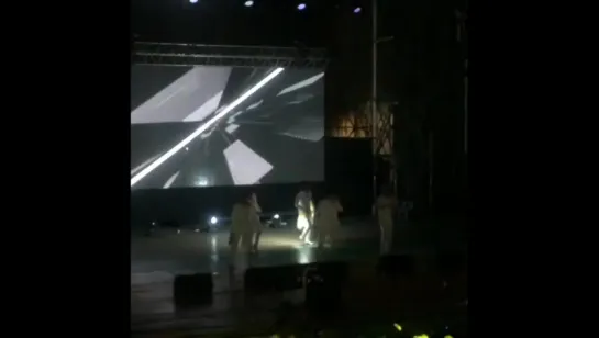 [FANCAM][160217] B1A4 - My Love @ "B1A4 ADVENTURE 2016" in Peru