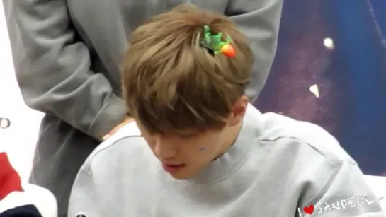 [FANCAM][151004] B1A4 (Sandeul focus) @ Youngpoong Bookstore Coex Fansign