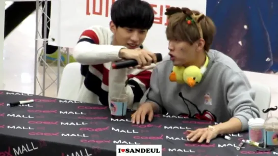 [FANCAM][151004] B1A4 (Sandeul and Jinyoung) @ Youngpoong Bookstore Coex Fansign