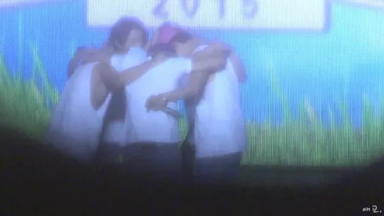 [FANCAM][150913] B1A4 - Let's Be Happy @ "B1A4 ADVENTURE 2015" Concert In Seoul Day 2