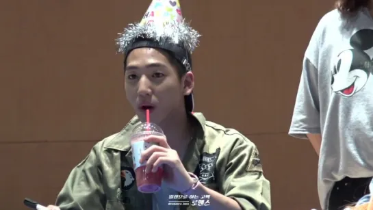 [FANCAM][150904] B1A4 (Baro focus) @ Incheon Fansign