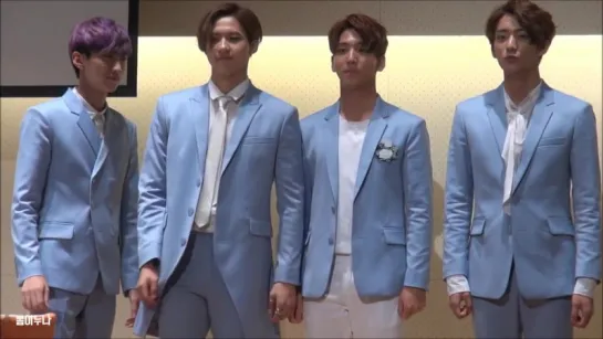 [FANCAM][150822] B1A4 (Baro focus) @ Kyobo Hot Tracks Fansign