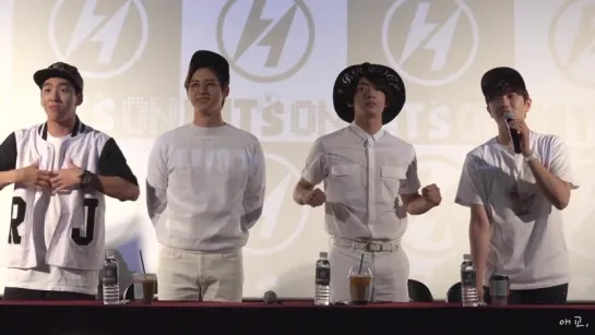 [FANCAM][150530] B1A4 @ Hat's On Fansign