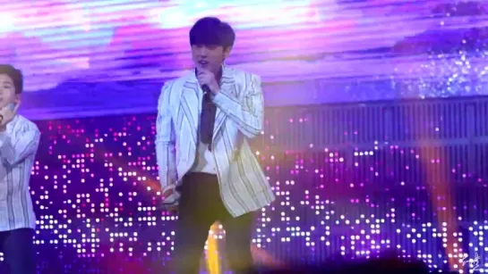 [FANCAM][150414] B1A4 - Lonely (Jinyoung focus) @ Green Umbrella Children's Foundation K-POP Concert in Jeju