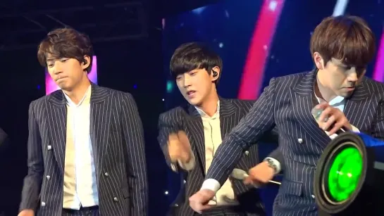 [FANCAM][150404] B1A4 - Starlight Song (Jinyoung focus) @ GIVE MI Challenge Festival