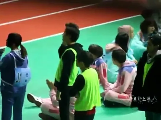 [FANCAM][150202] B1A4 (Sandeul focus) @ Idol Star Athletics Championship