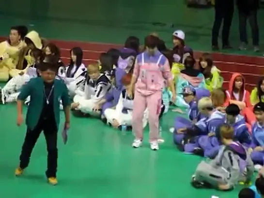 [FANCAM][150202] B1A4 (Sandeul focus) @ Idol Star Athletics Championship