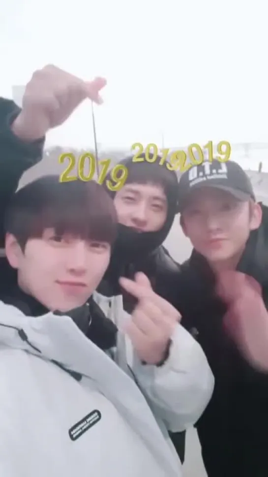 SNS | 190101 | Обновление твиттера B1A4