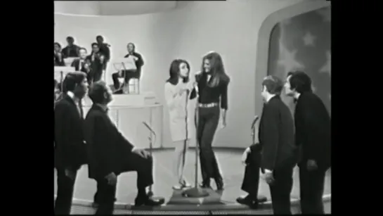 Audrey et Dalida ♫ Come prima ♪ 08/03/1969 (Chansons et champions (1re chaine)