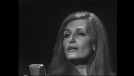 Dalida ♫  Le clan des siciliens ♪ 1969