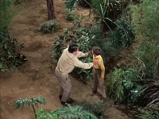 "Tierra de gigantes" (1968) "episodio 12"