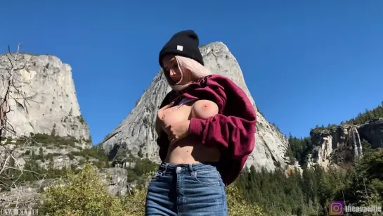 Hiking in Yosemite ends with a public blowjob by cute teen - Eva Elfie