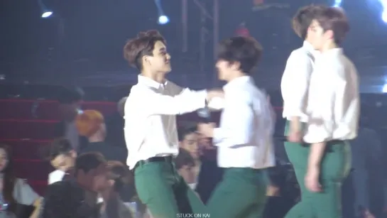 [FANCAM] 160114 #EXO #Kai @ 25th Seoul Music Awards | EXO - Love Me Right (Kai Focus)