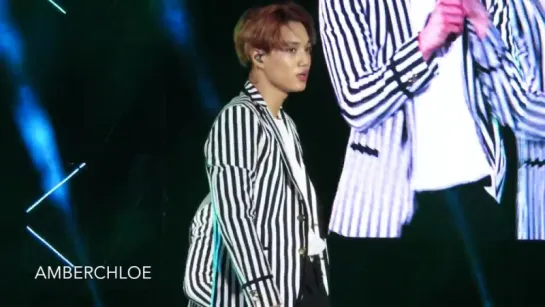 [FANCAM] 150912 #EXO @ The EXO'luXion in Chongqing | EXO - Love Me Right (Kai Focus)