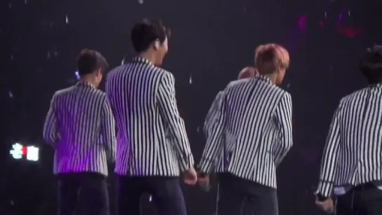 [FANCAM] 151017 #EXO @ The EXOluXion in Guangzhou | EXO - Love Me Right (Kai Focus)