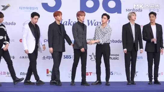 [VK][180830] MONSTA X - Blue Carpet @ Soribada Best K-Music Awards 2018