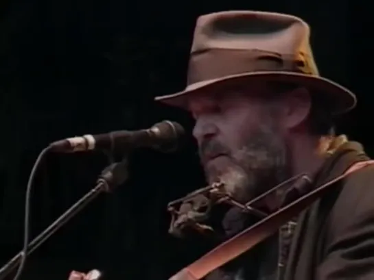 Neil Young - Recorded Live: 10/18/1998 - Shoreline Amphitheatre (Mountain View, CA)