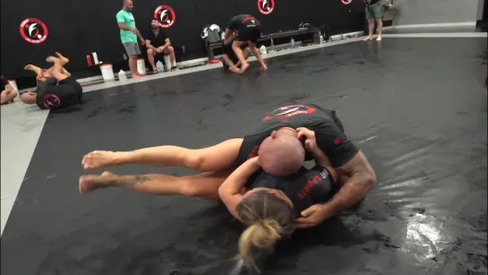 Roberto Cyborg Abreu  VS Maggie Grindatti Roll At Fight Sports HQ #BJF_ROLLING