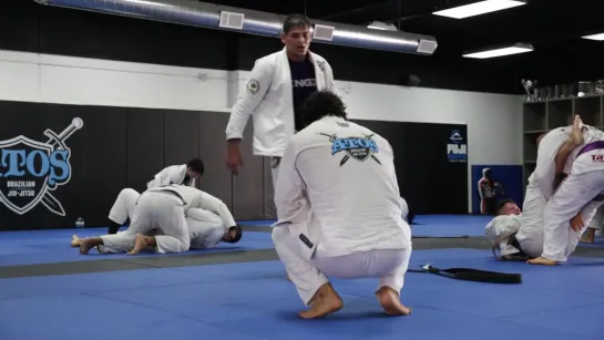 Lucas Barbosa Vs Jonnatas Gracie - (2017 Worlds Camp) #bjf_rolling