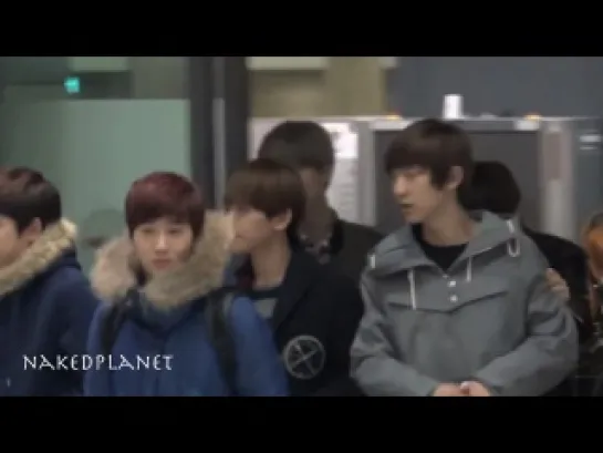 [FANCAM] 121201 EXO at Incheon Airport