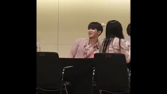 [VK][180422] MONSTA X (Wonho focus) @ Jongno Fansign