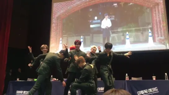 [VK][171210] MONSTA X @ Hongdae fansign