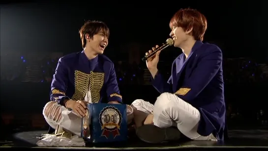 D&E The 2nd Japan Tour Present p.2