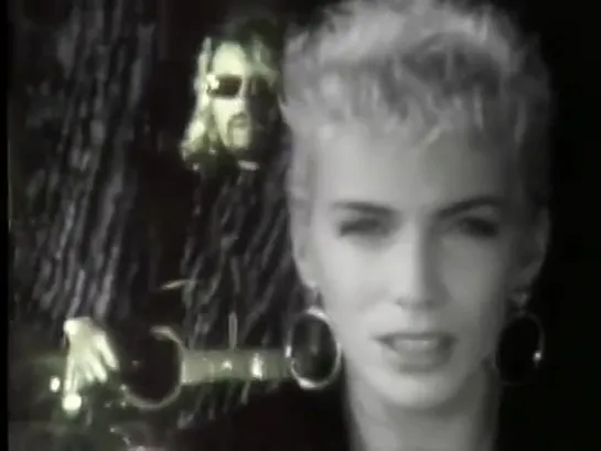 Eurythmics, Annie Lennox, Dave Stewart - Miracle of Love