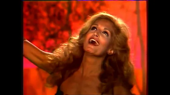 Dalida ♫ Parle plus bas ♪ 30/09/1979 (Les rendez-vous du dimanche (TF1)