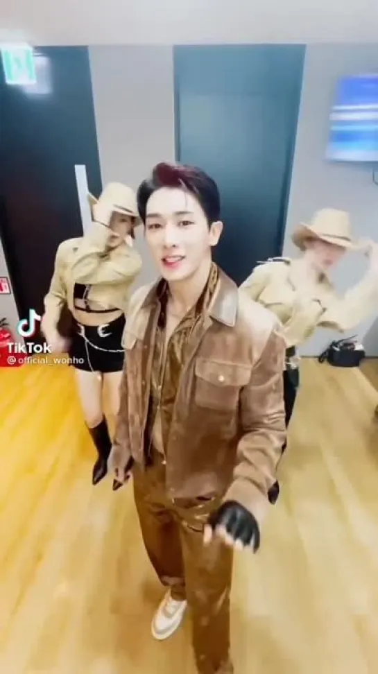 [VK][220312] TikTok update @ official_wonho