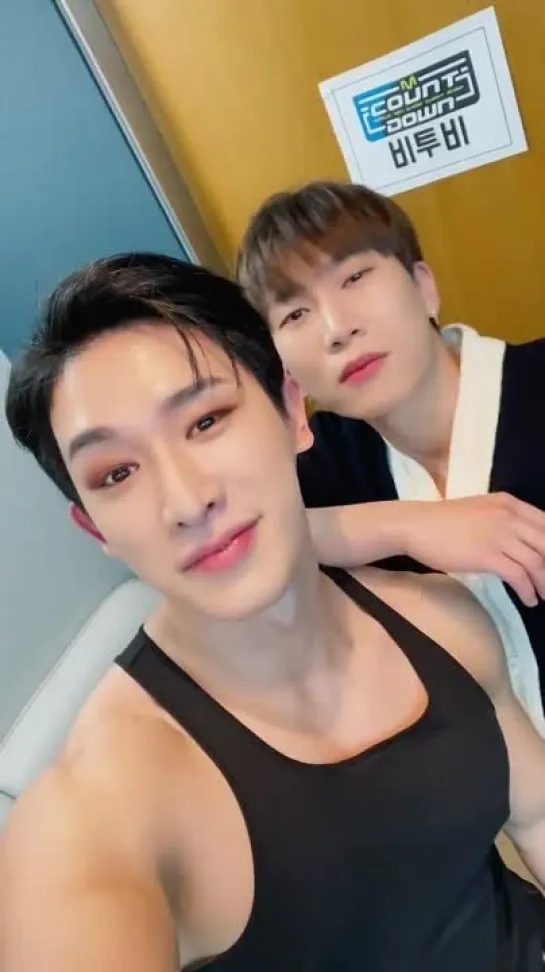 [VK][220306] TikTok update @ official_wonho