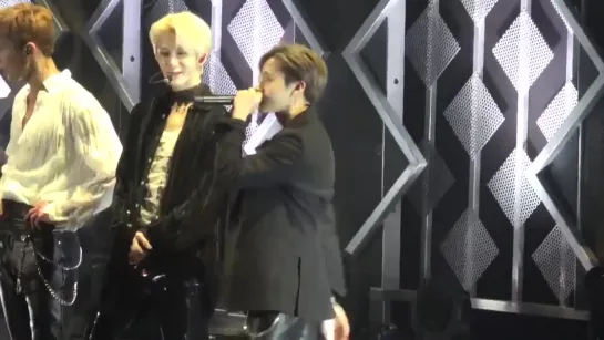 [VK][181203] MONSTA X fancam (I.M focus) Talk Time @ Jingle Ball in Minneapolis