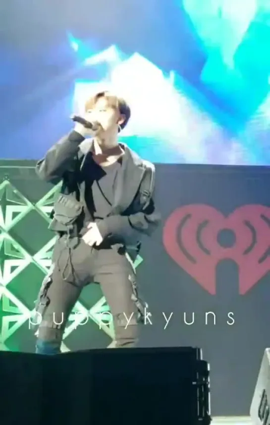 [VK][181201] MONSTA X fancam (I.M focus) @ Jingle Ball in San Francisco