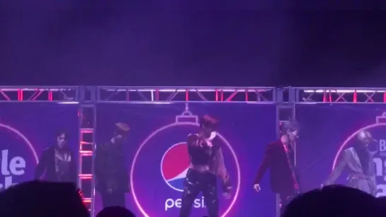 [VK][191207] MONSTA X fancam - Who Do U Love @ PEPSI Jingle Bash